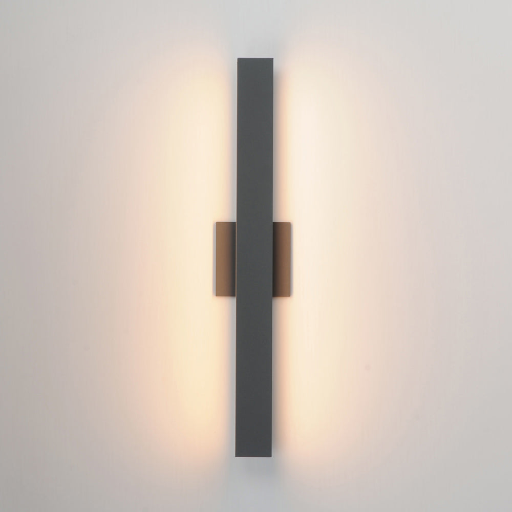 Alumilux Sideline Outdoor LED Wall Light in Detail.