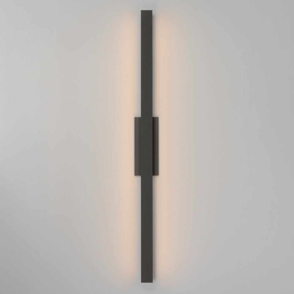 Alumilux Sideline Outdoor LED Wall Light in Detail.