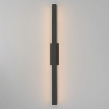 Alumilux Sideline Outdoor LED Wall Light in Detail.