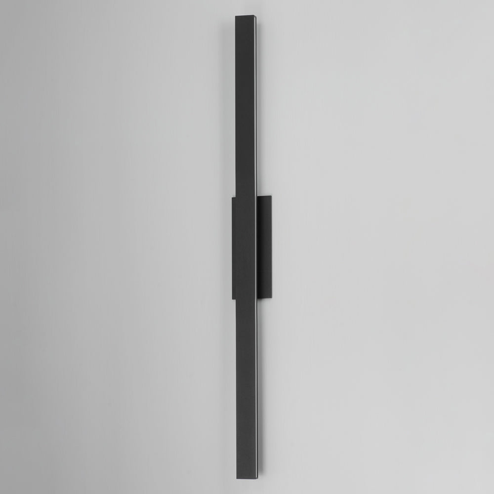 Alumilux Sideline Outdoor LED Wall Light in Detail.