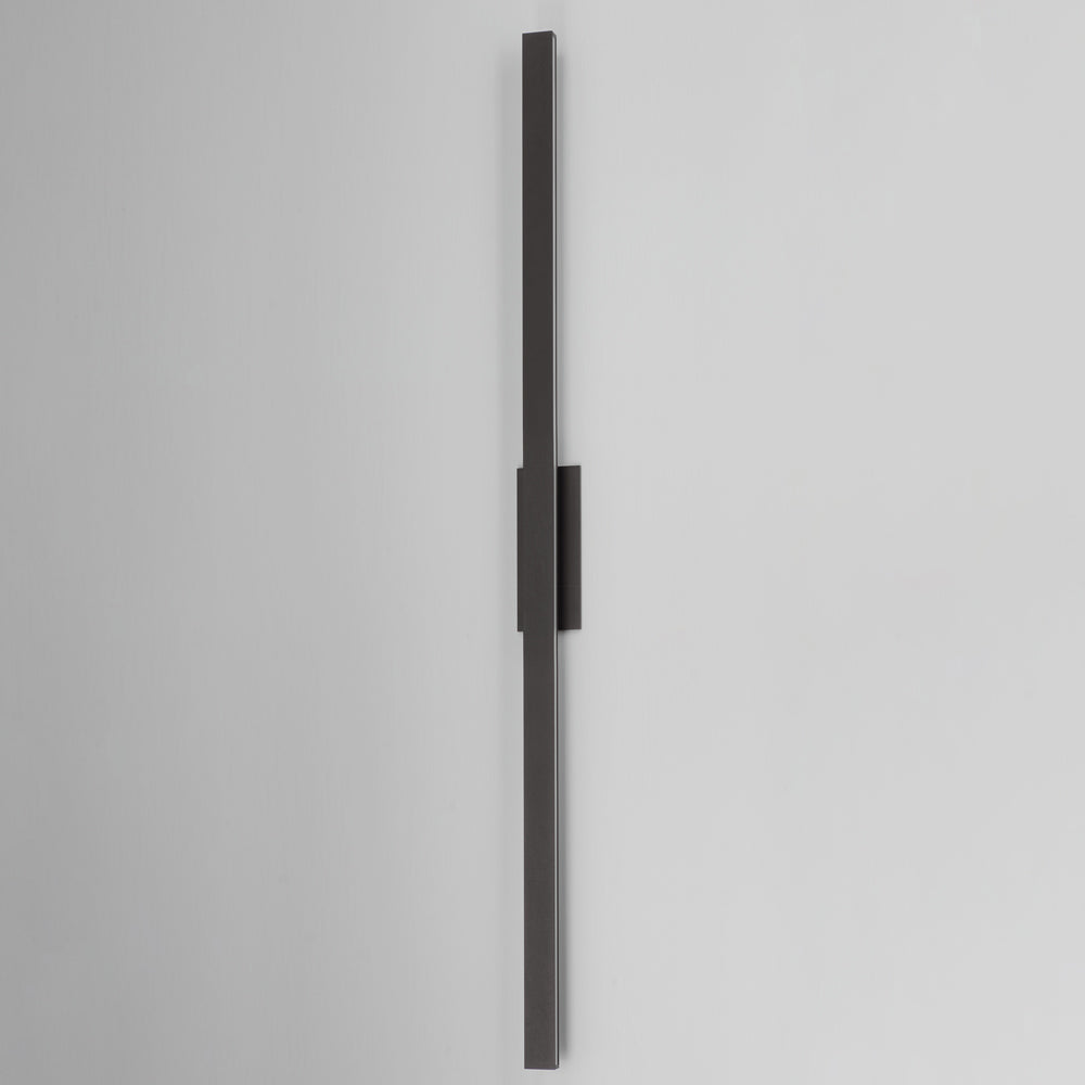 Alumilux Sideline Outdoor LED Wall Light in Detail.