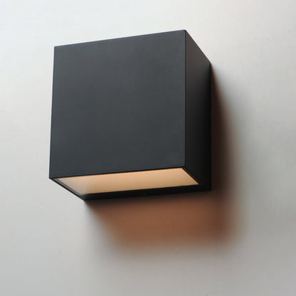 Blok Cube Outdoor LED Wall Light in Detail.