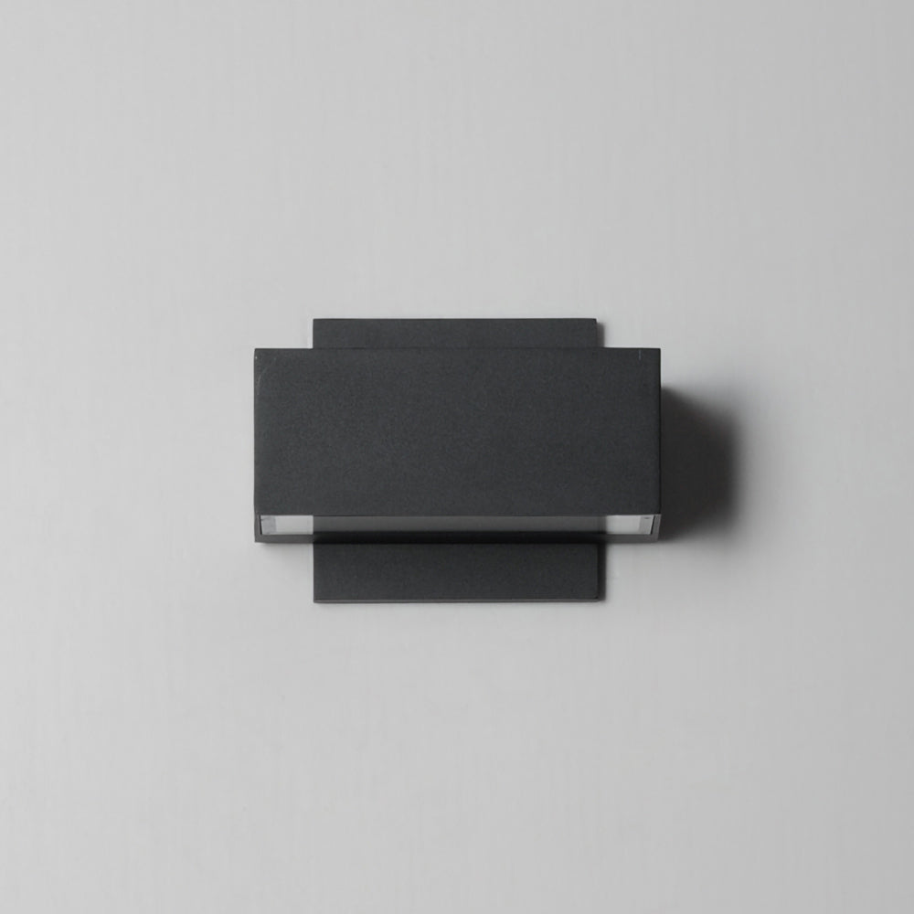 Blok Outdoor LED Wall Light in Detail.
