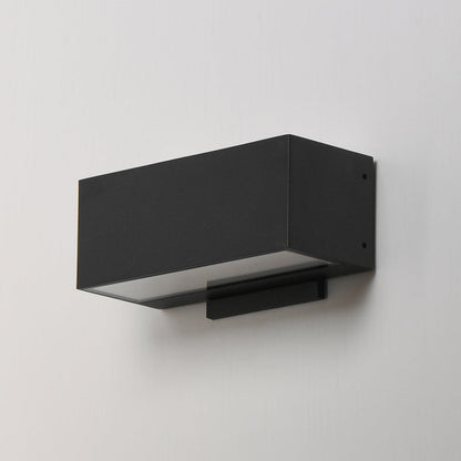 Blok Outdoor LED Wall Light in Detail.