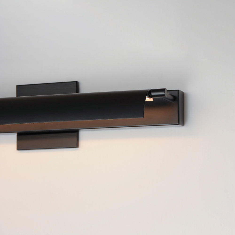 Bookkeeper LED Picture Light in Detail.
