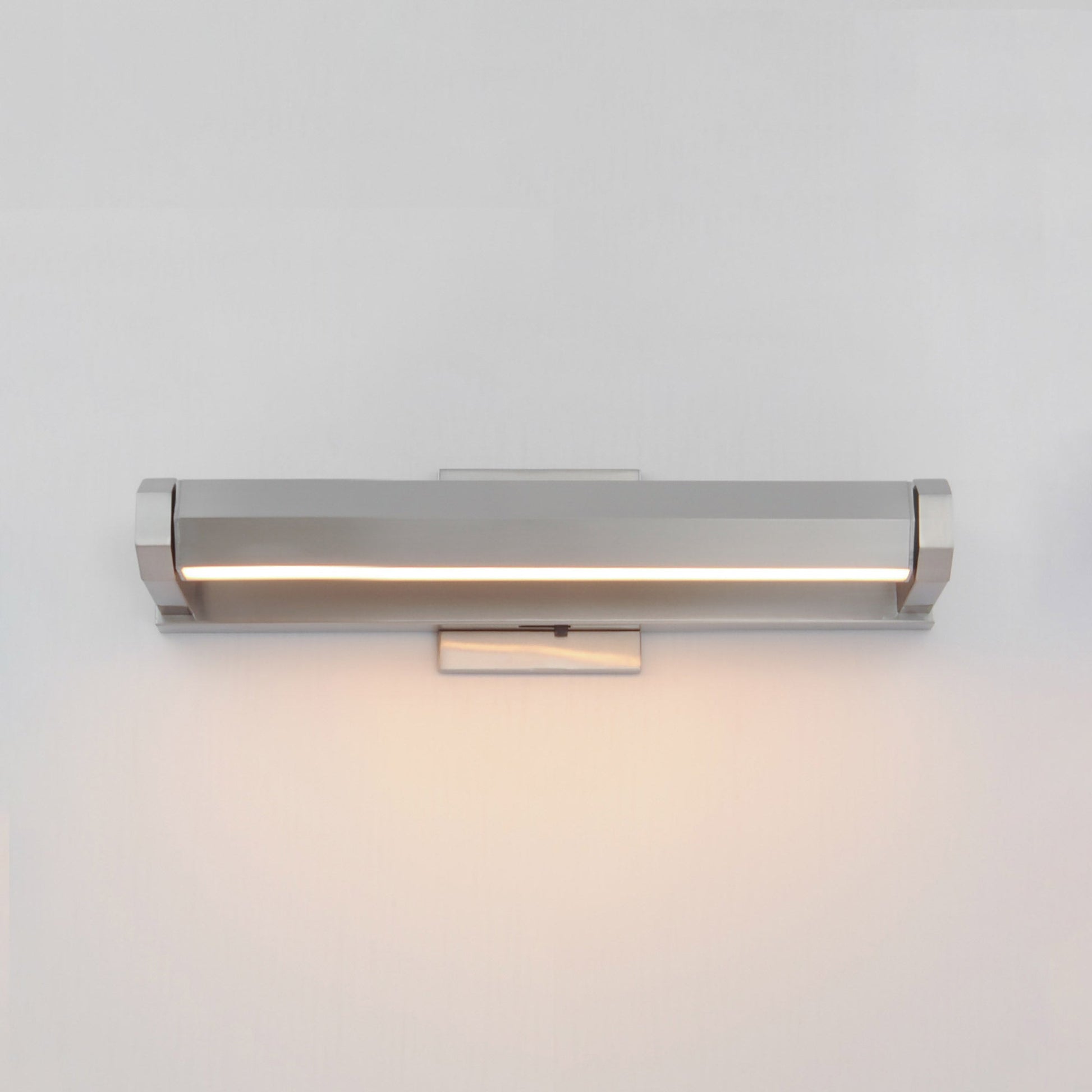 Braque LED Picture Light in Detail.