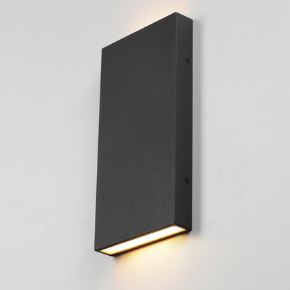Brik Rectangular Outdoor LED Wall Light in Detail.