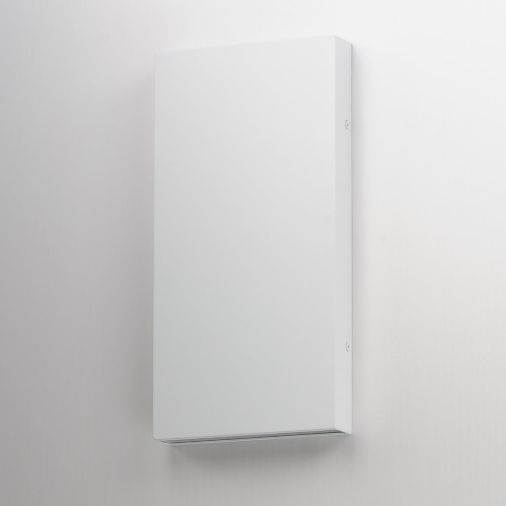 Brik Rectangular Outdoor LED Wall Light in Detail.