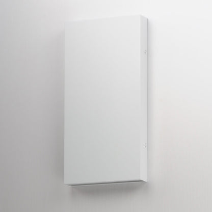 Brik Rectangular Outdoor LED Wall Light in Detail.