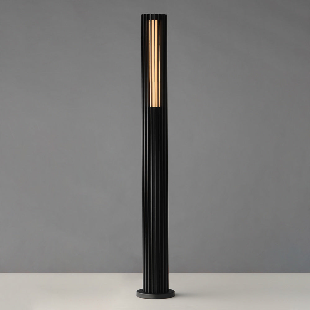 Citadel E30319 Outdoor LED Path Light in Detail.