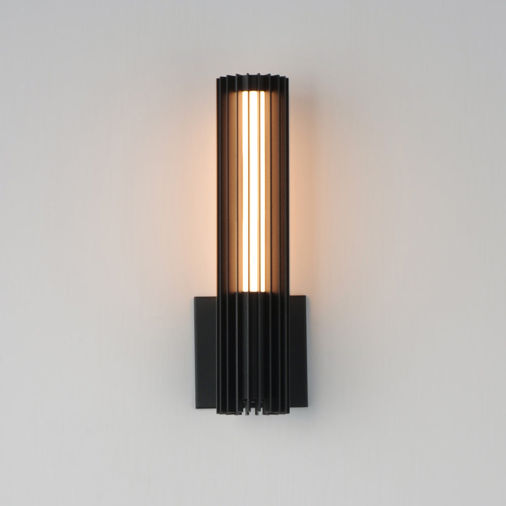 Citadel Outdoor LED Single Wall Light in Detail.