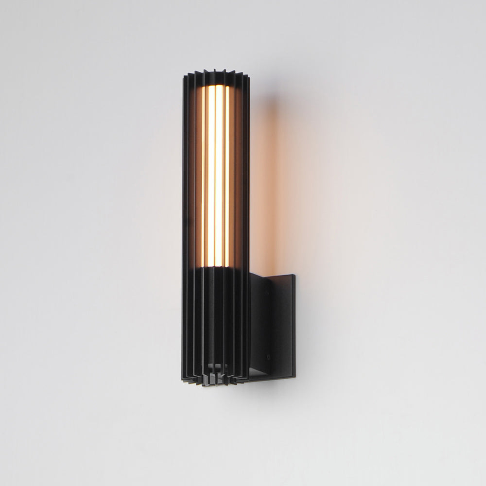 Citadel Outdoor LED Single Wall Light in Detail.