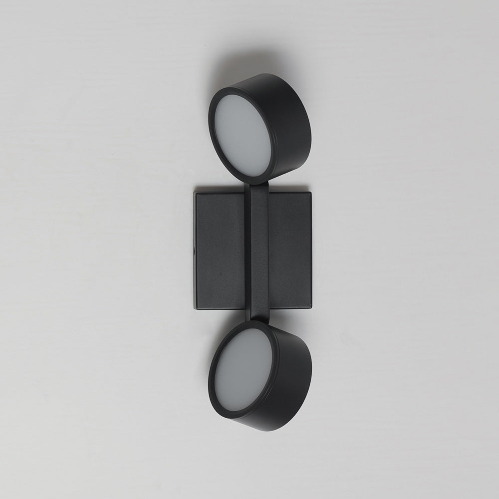 Embrace LED Wall Light in Detail.