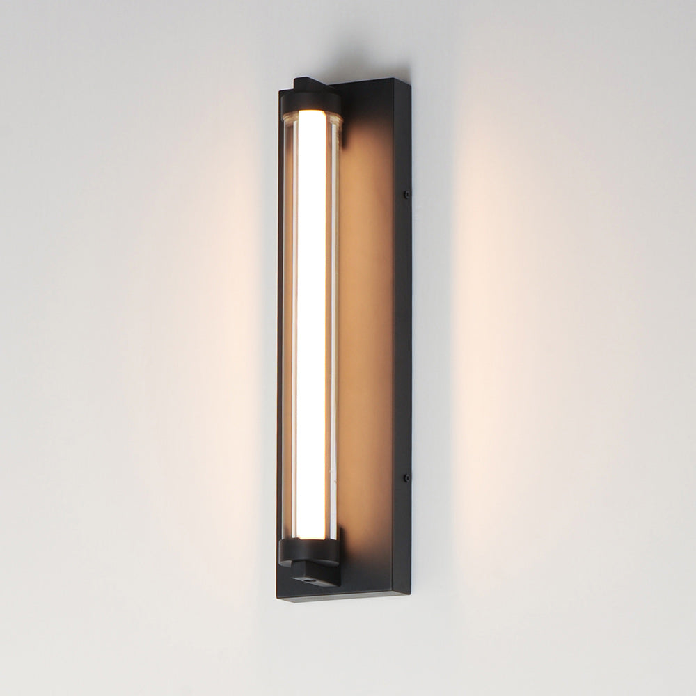 Fuse Outdoor LED Wall Light in Detail.