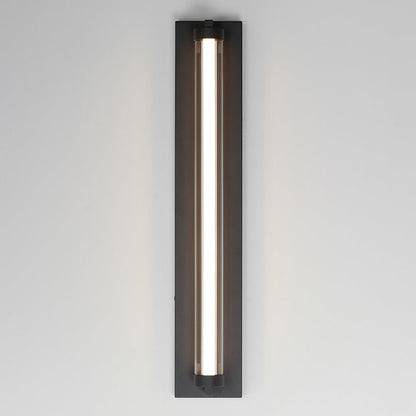 Fuse Outdoor LED Wall Light in Detail.