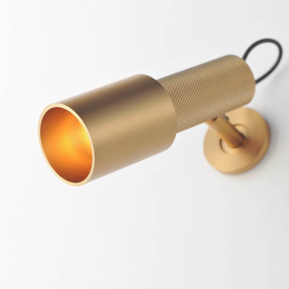 Handler LED Spot Light in Detail.