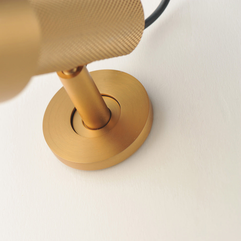 Handler LED Spot Light in Detail.