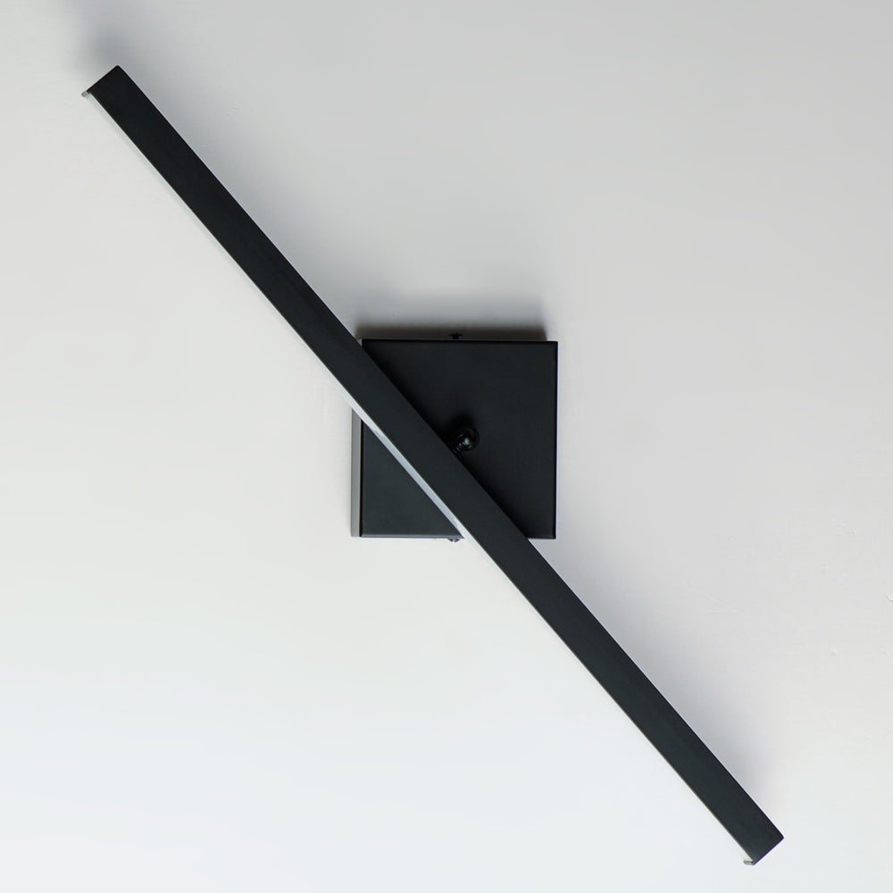 Hover LED Wall Light in Detail.