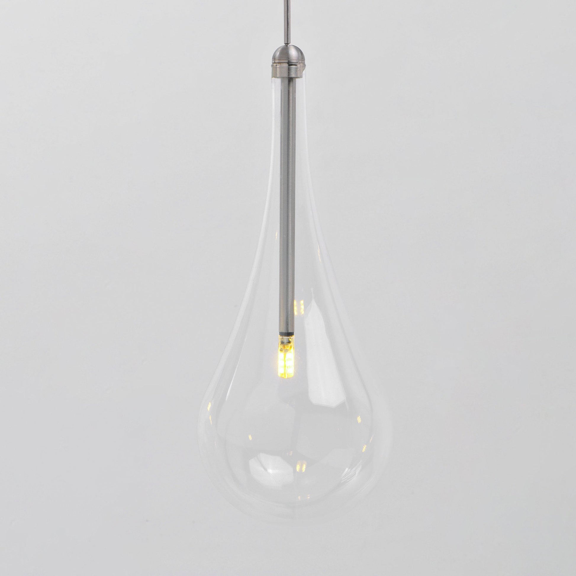 Larmes Pendant Light in Detail.