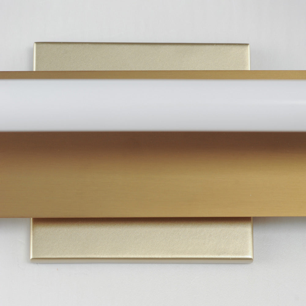 Loop LED Wall Light in Detail.
