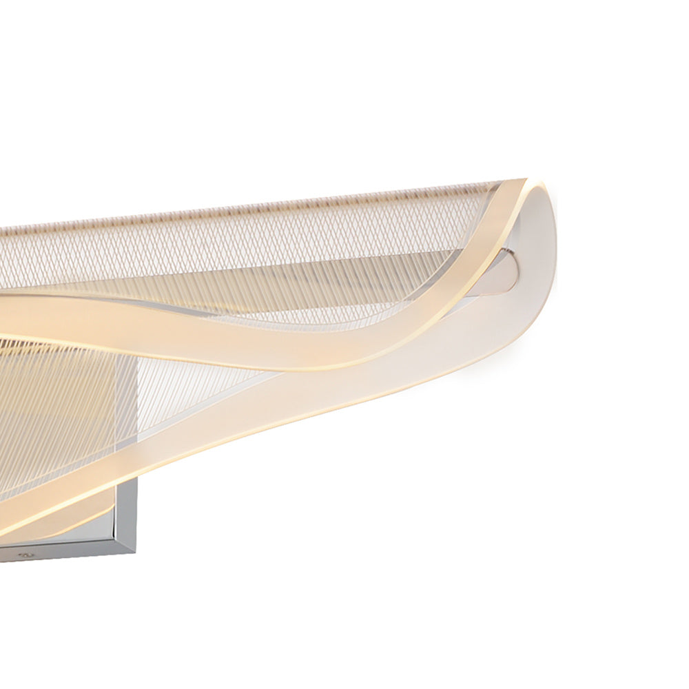 Manta LED Bath Vanity Light in Detail.