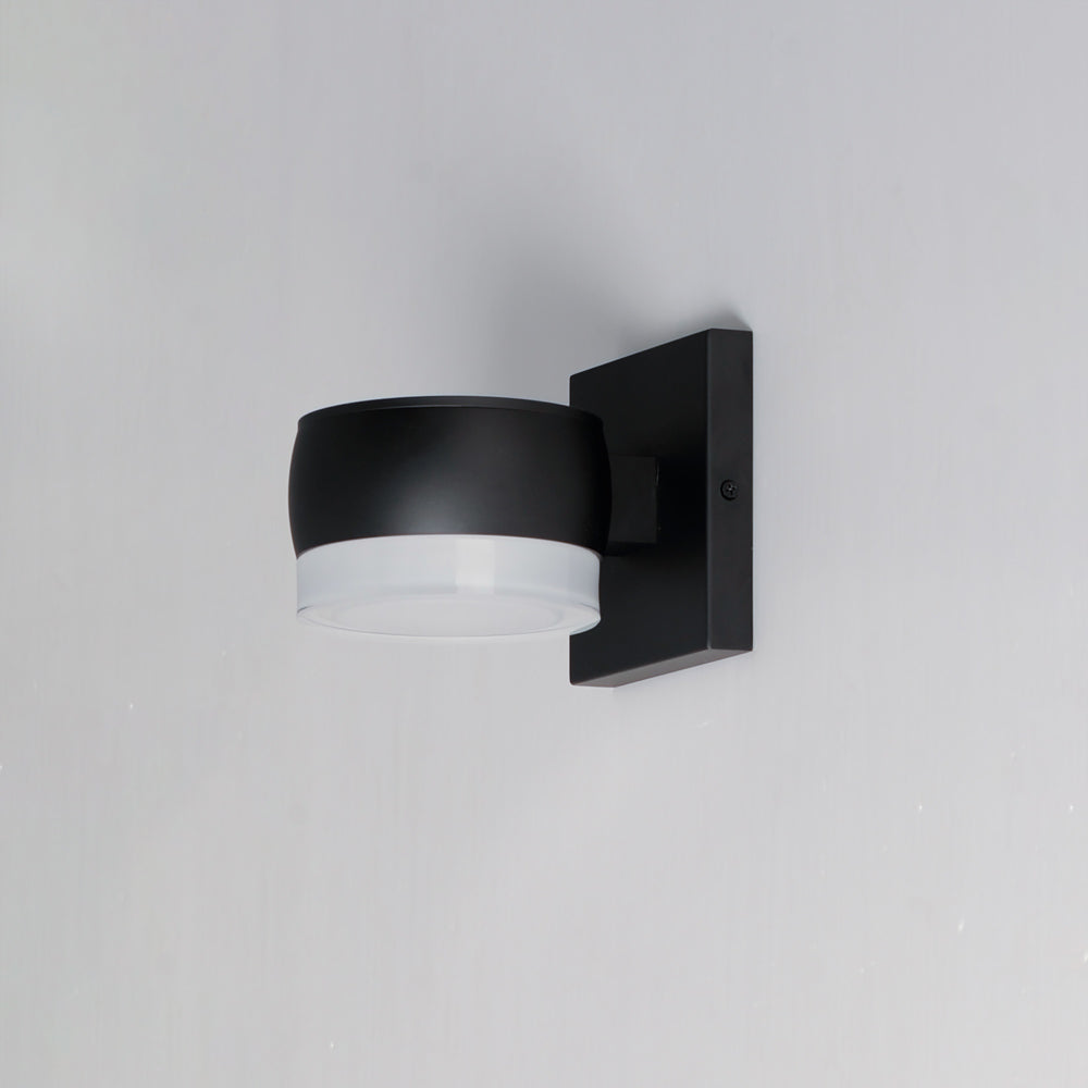 Modular Can Outdoor LED Single Wall Light in Detail.