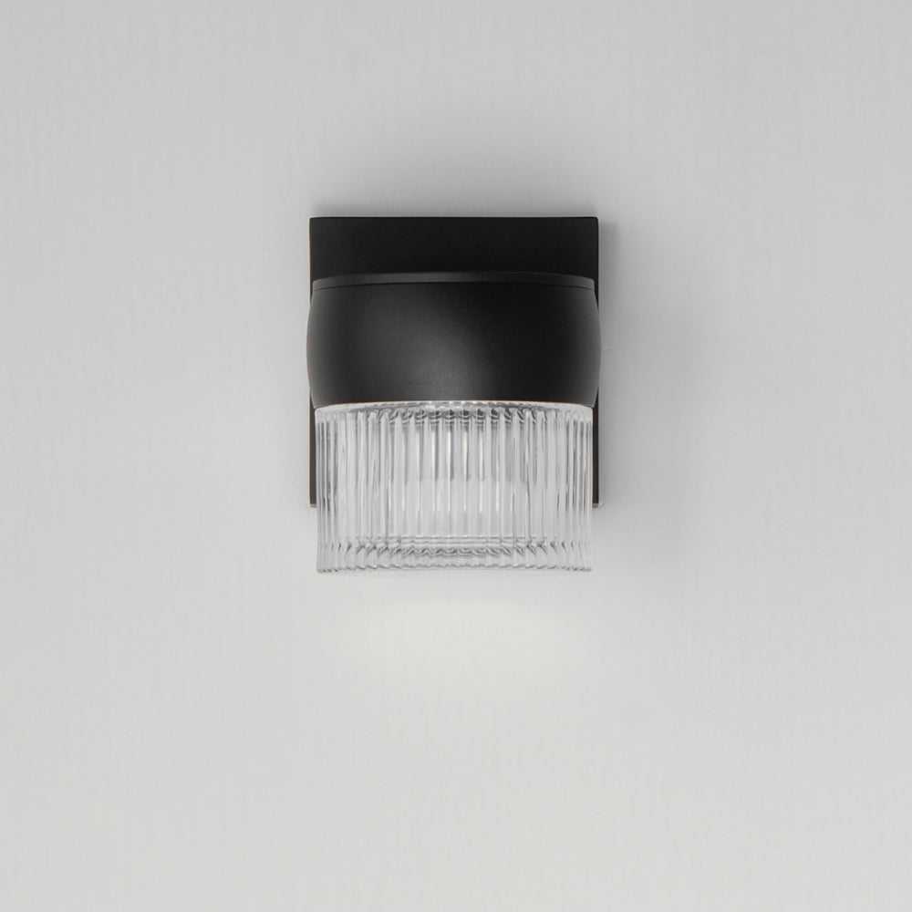Modular Cylinder Outdoor LED Single Wall Light in Detail.