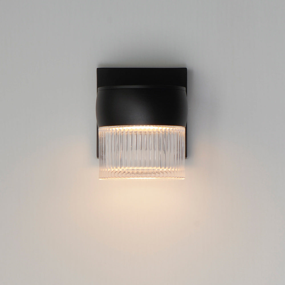Modular Cylinder Outdoor LED Single Wall Light in Detail.
