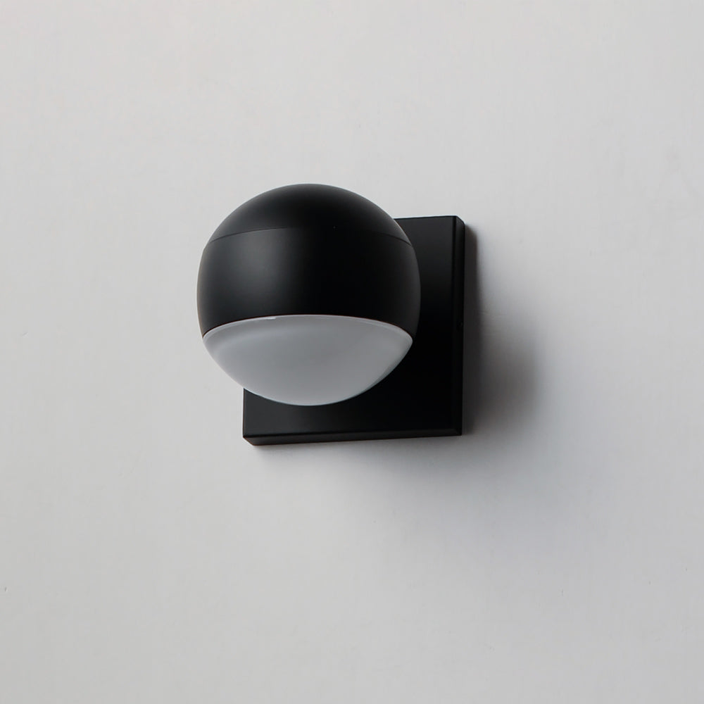 Modular Globe Outdoor LED Wall Light in Detail.