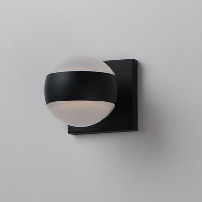 Modular Globe Outdoor LED Wall Light in Detail.