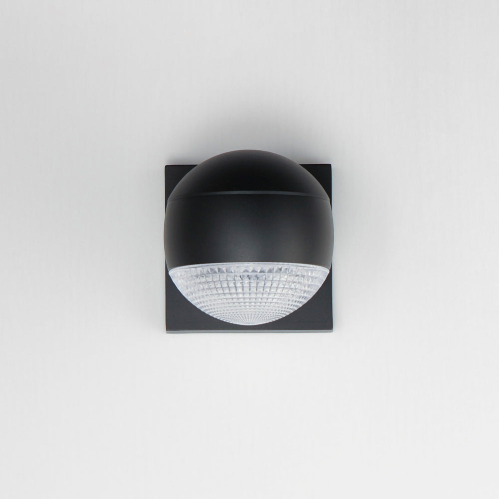 Modular Outdoor LED Wall Light in Detail.