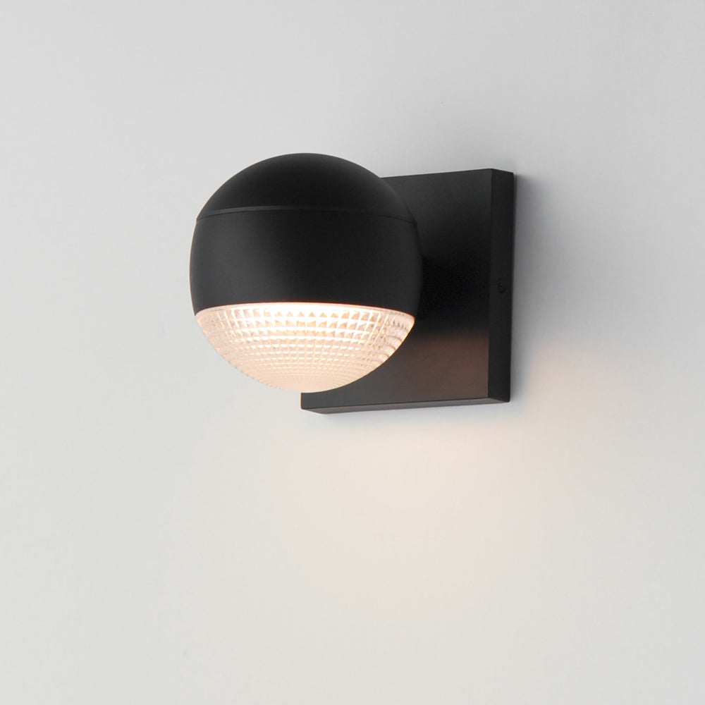 Modular Outdoor LED Wall Light in Detail.