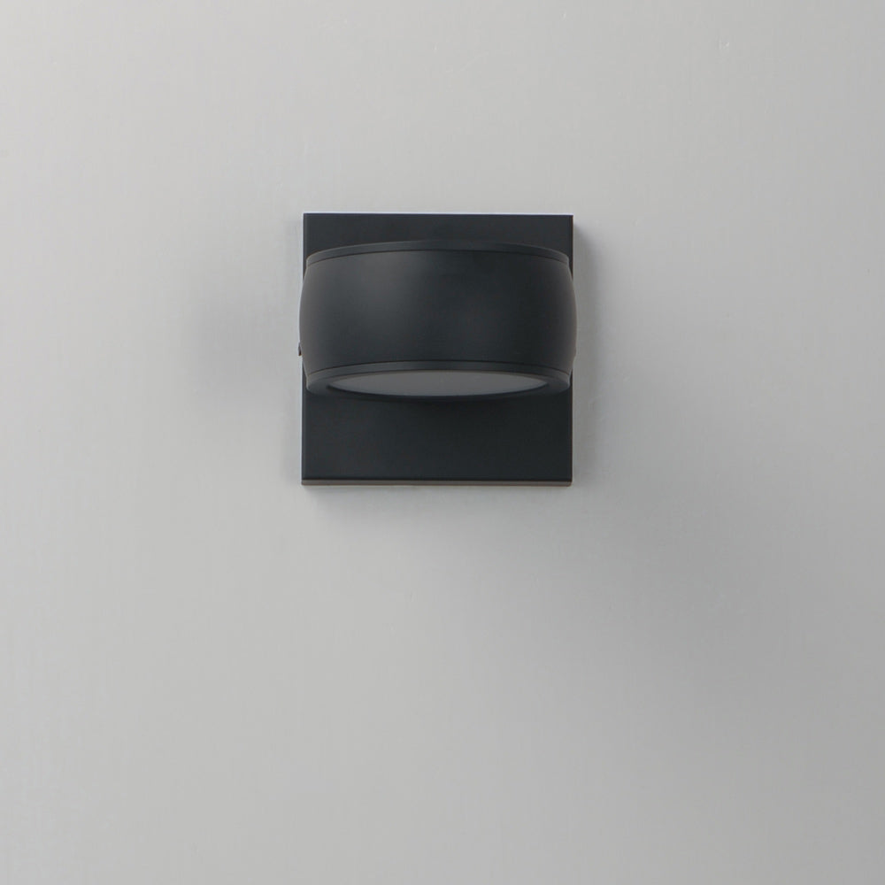 Modular Round Outdoor LED Wall Light in Detail.