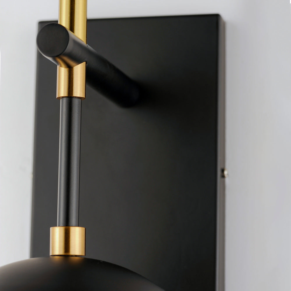 Nucleus LED Wall Light in Detail.