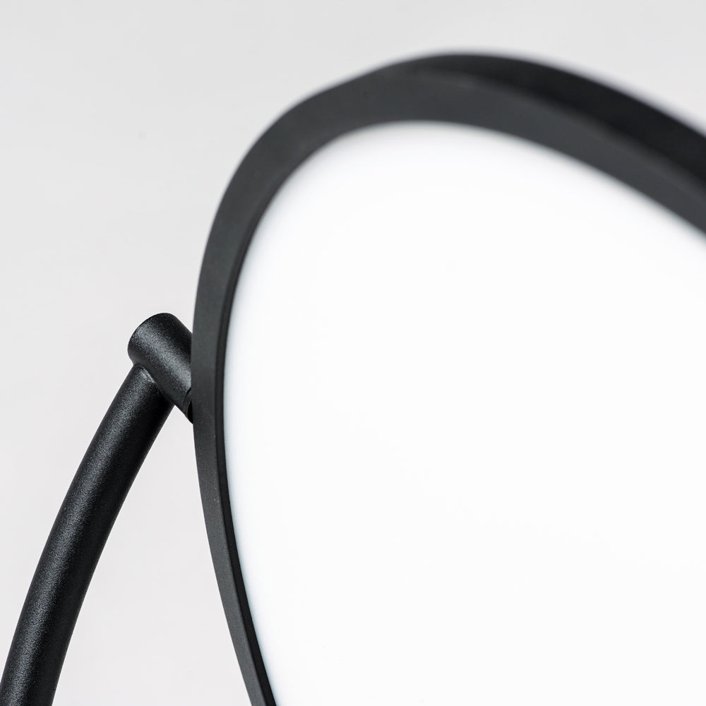 Paddle LED Floor Lamp in Detail.