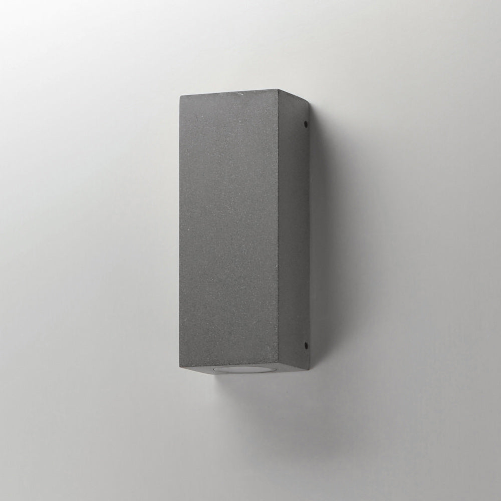 Pilar Outdoor Wall Light in Detail.