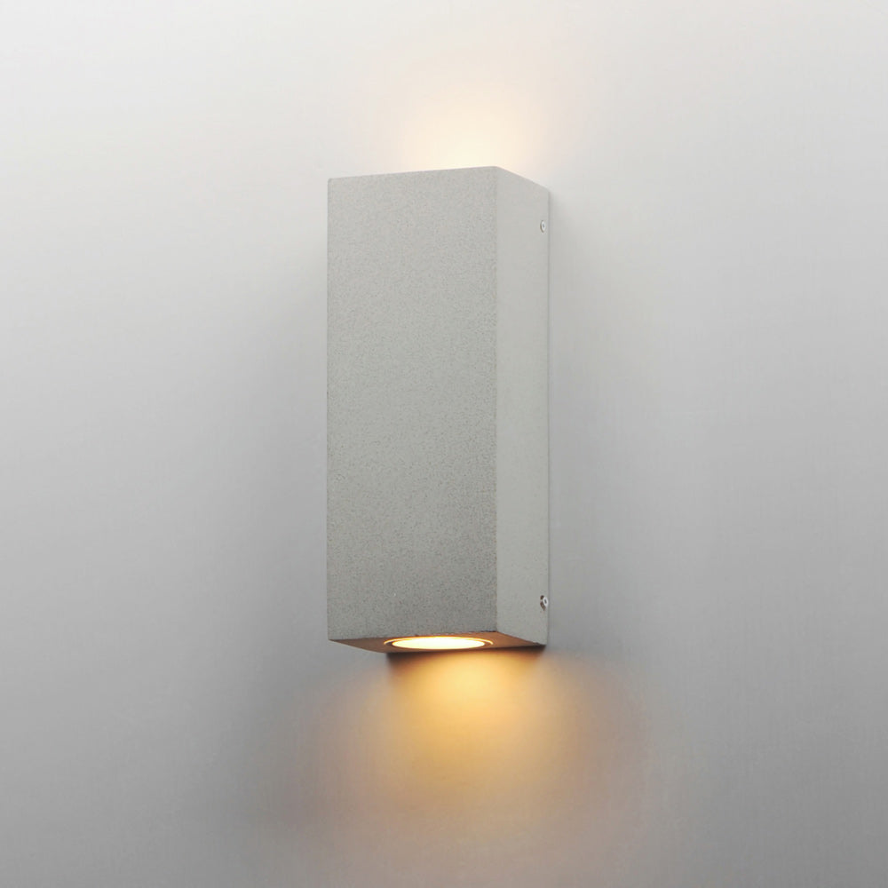 Pilar Outdoor Wall Light in Detail.