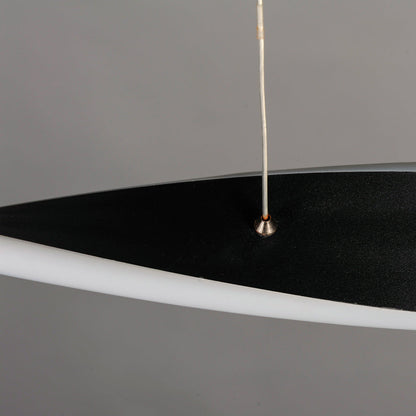 Pirouette LED Linear Pendant Light in Detail.