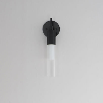 Reeds LED Wall Light in Detail.