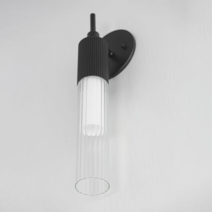 Reeds LED Wall Light in Detail.
