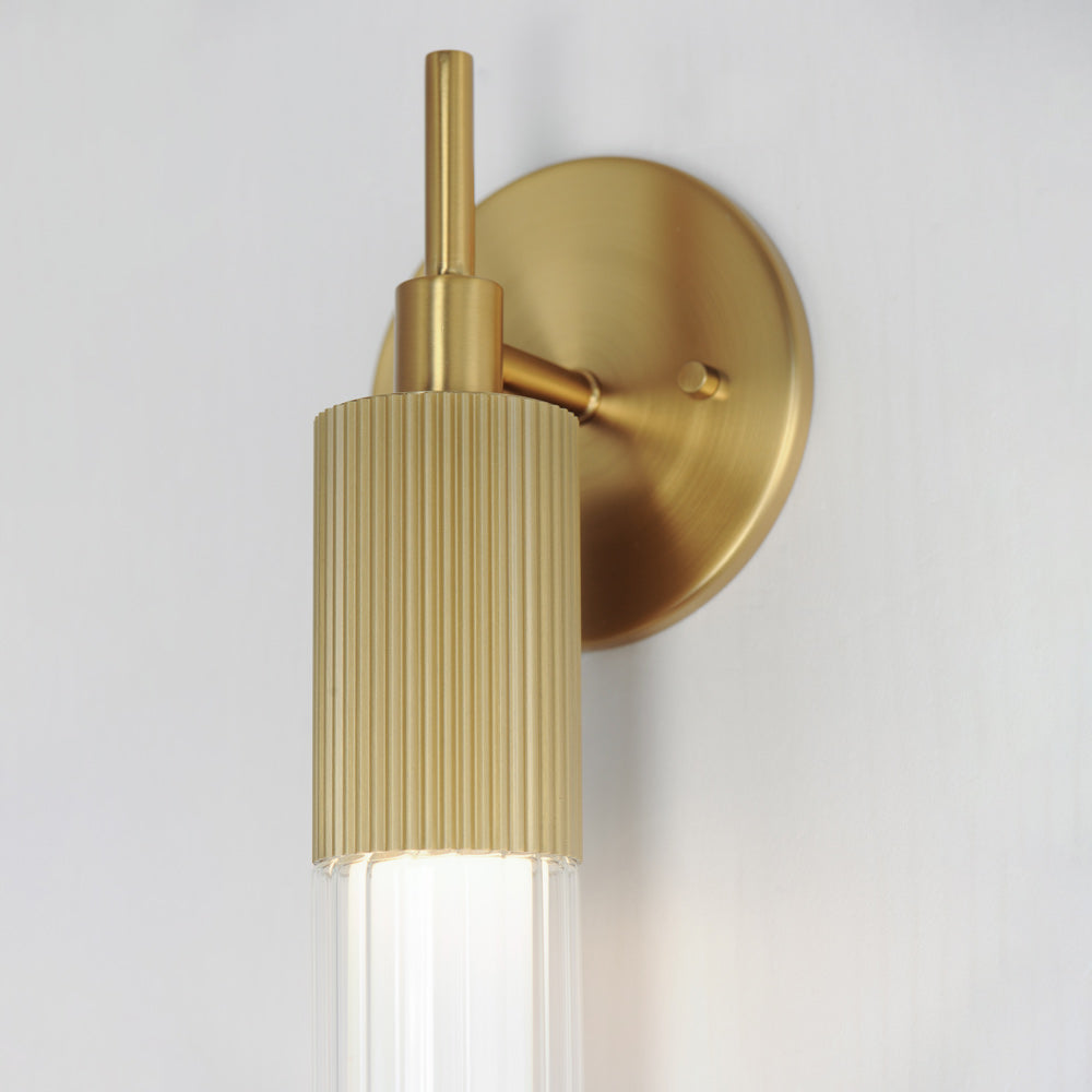 Reeds LED Wall Light in Detail.