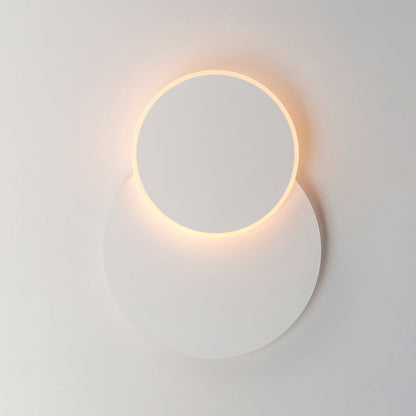 Revolver LED Ceiling / Wall Light in Detail.
