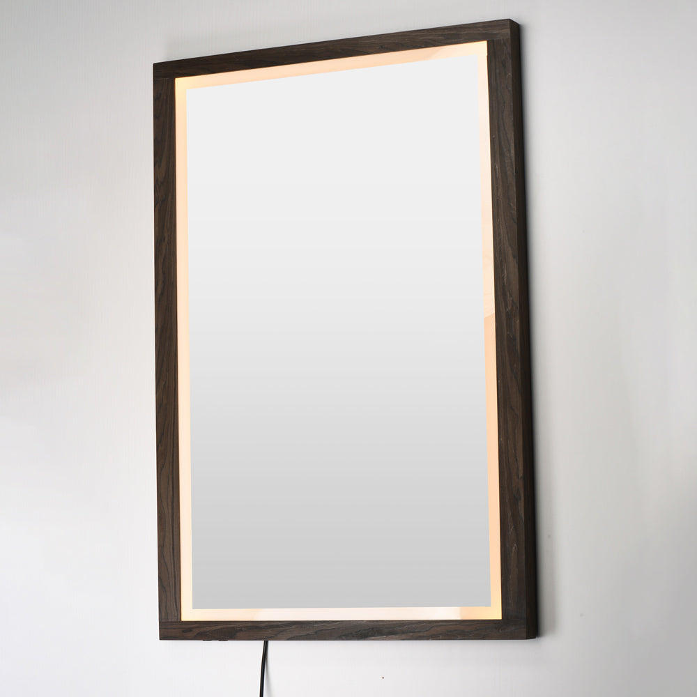Sawyer LED Wall Mirror in Detail.