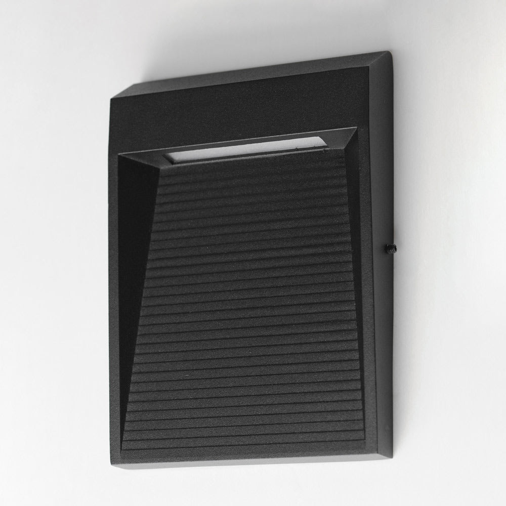 Steppes Outdoor LED Wall Light in Detail.