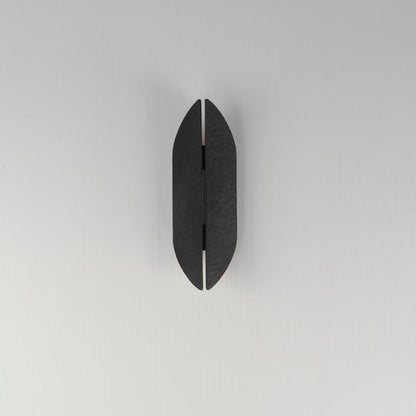 Tectonic Outdoor LED Wall Light in Detail.