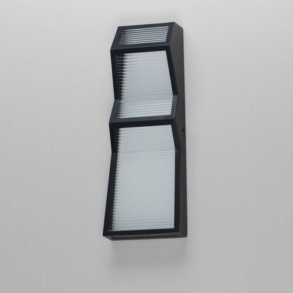 Totem Zigzag Outdoor LED Wall Light in Detail.