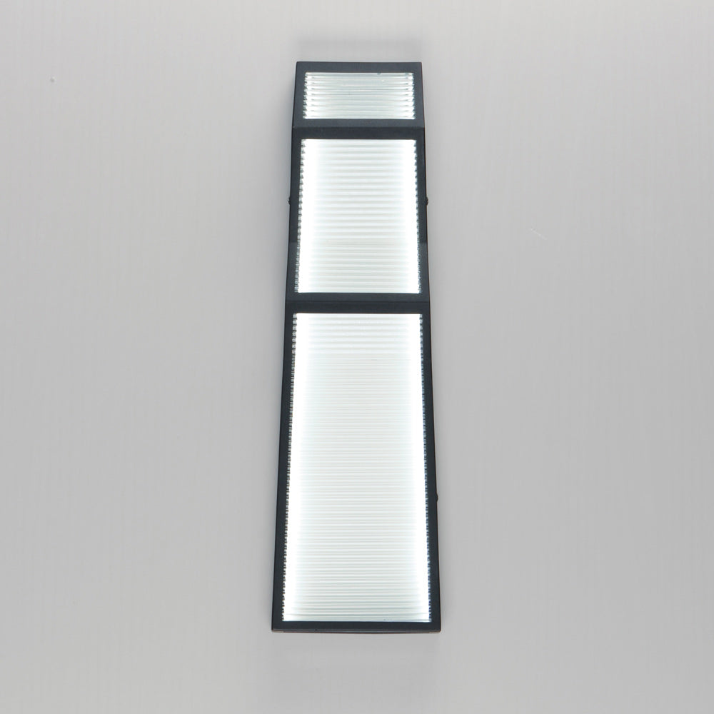 Totem Zigzag Outdoor LED Wall Light in Detail.