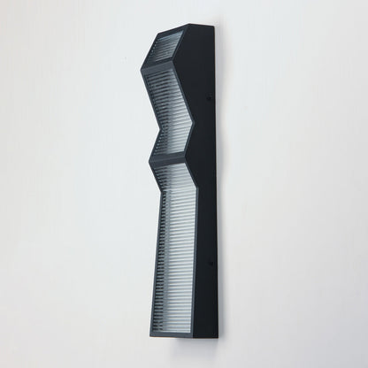 Totem Zigzag Outdoor LED Wall Light in Detail.