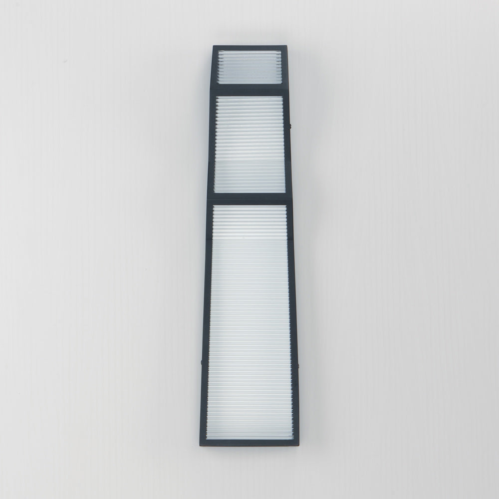 Totem Zigzag Outdoor LED Wall Light in Detail.
