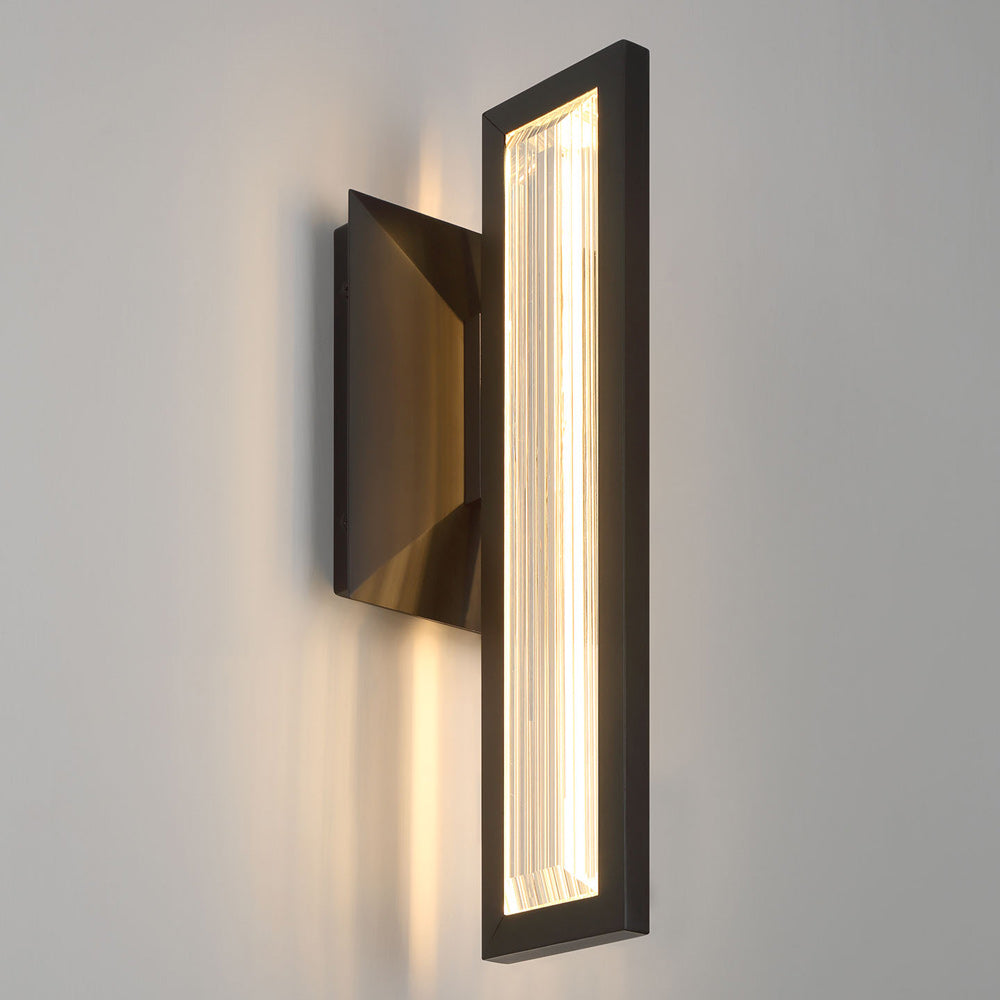 Aelin Outdoor LED Wall Light in Detail.